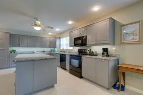 Dock & Lanai: Waterfront Home in Dunnellon - Interiør