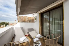 Catalonia Conde de Floridablanca - Vue de la chambre