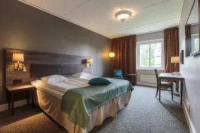 Home Hotel Uman - Room