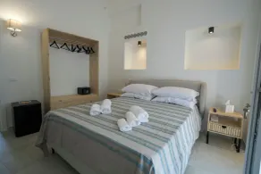 Praialonga Suites with Pool and Garden - Quarto