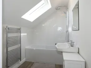 Glanrhyd Isaf - Baño