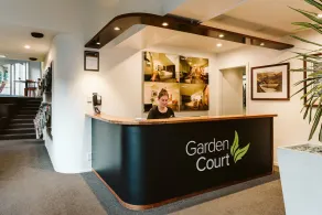 Garden Court Suites & Apartments - Réception