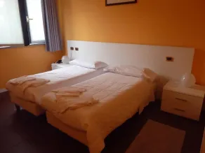 Hotel Padus Meublè Parma - Rom