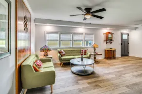 Great for Families! Dothan Getaway w/ Large Yard - Interior