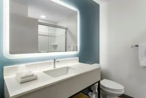 StudioRes by Marriott Jacksonville Orange Park - Bathroom