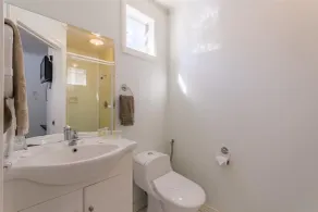 Admirals Lodge Picton - Bathroom