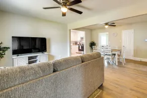 Hopewell Vacation Rental ~ 3 Mi to James River - Intérieur