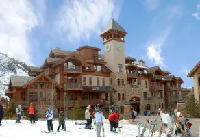 Arrowhead Village, A Vail Resorts Property - Siddeområde i lobbyen
