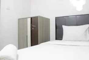 Homey Designed 3BR at Gateway Pasteur Apartment By Travelio - Badezimmer