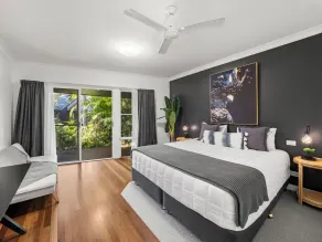 Arabella Garden Inn Motel - Room