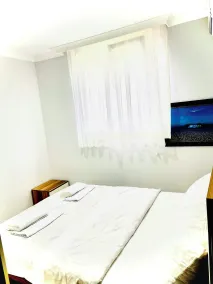 Five Stars Apart Bungalov - Rom