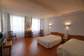Grand Hôtel De L'Europe Langres - Chambre