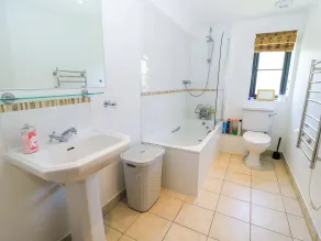 Rowdens Barn - Badezimmer