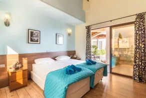 Oceania & Panorama Villas - Room