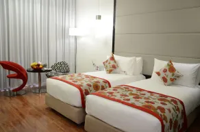 E Hotel - Room
