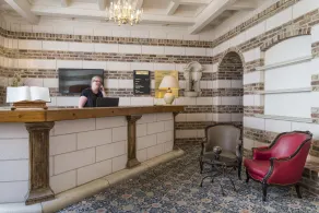 BEST WESTERN Hôtel L'Univers - Réception