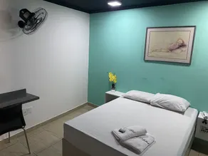 Light Motel - Room
