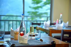Mistletoe Munnar Homestay & Cafe - Restaurante