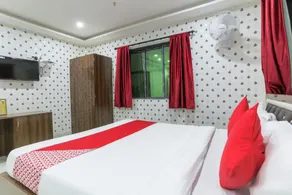 OYO 11368 DK Inn - Zimmer