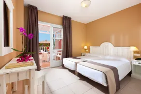 Hotel El Duque - Zimmer