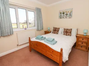 Middlegate - Rom