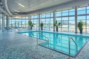 The Westin Wall Centre, Vancouver Airport - Piscine