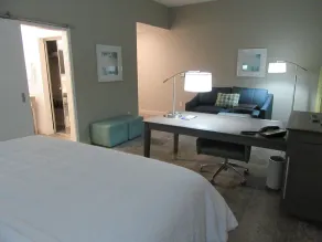 Hampton Inn & Suites Knightdale Raleigh - Room