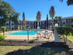 Knights Inn San Antonio near Frost Bank Center - Piscine