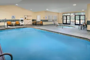 Courtyard by Marriott Portland Hillsboro - Piscine