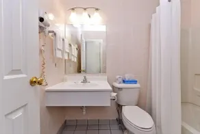 Rodeway Inn Groton - New London - Salle de bain