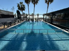 On Hotel - Pool