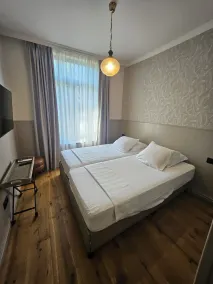 Orange Parkway Hotel - Room