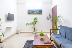 Housr Garrett Hebbal Near Manyata Tech Park - Room