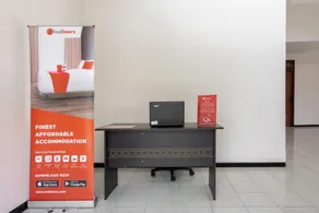RedDoorz near Universitas Widyagama Malang - Reception