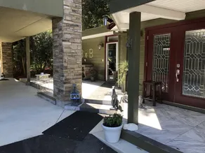 Foothill House - Entrée intérieure