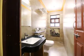 Mistral Holidays Near Trinity Beach & Benaulim Beach - Bagno