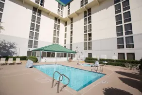 Hilton Garden Inn Dallas/Market Center - Piscine
