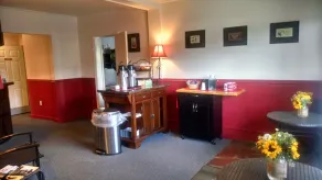 Vinehurst Inn And Suites - Sitteområde i lobbyen