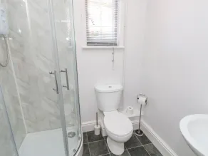 Ladylands Cottage - Bathroom