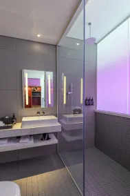 Wink Saigon Centre, Unscripted by Hyatt - 24 Hours stay - Salle de bain