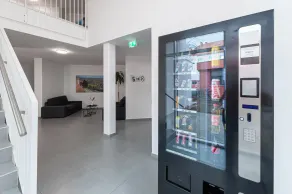 Grazora Living Apartments - Lobby sitting area