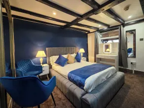 The Courtyard Lodge - Habitación