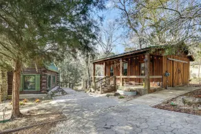 Private Hot Tub & Dock! Lakefront Log Cabin Oasis - Interiør