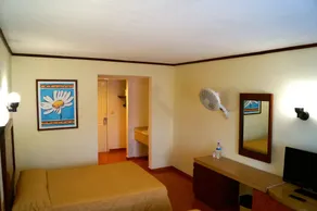 Hotel & Suites Villa del Sol - Chambre