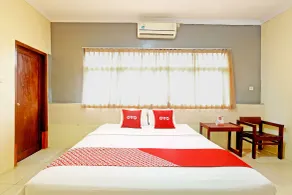 OYO 90878 Pakem Sari Hotel & Convetion - Værelse