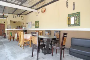 RedDoorz near UMY Yogyakarta - Restaurant