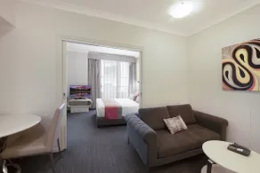 YEHS Hotel Sydney Harbour Suites - Room