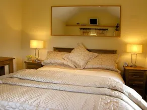 Valley View - Interior