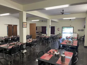 Ms Lotus Resorts & INN - Restaurant