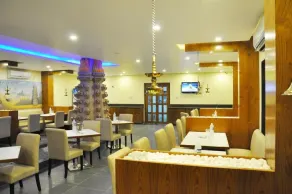 Hotel Sai Shubham - Restaurant
